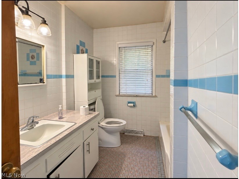 4521 Longleaf Road Warrensville Heights OH 44128