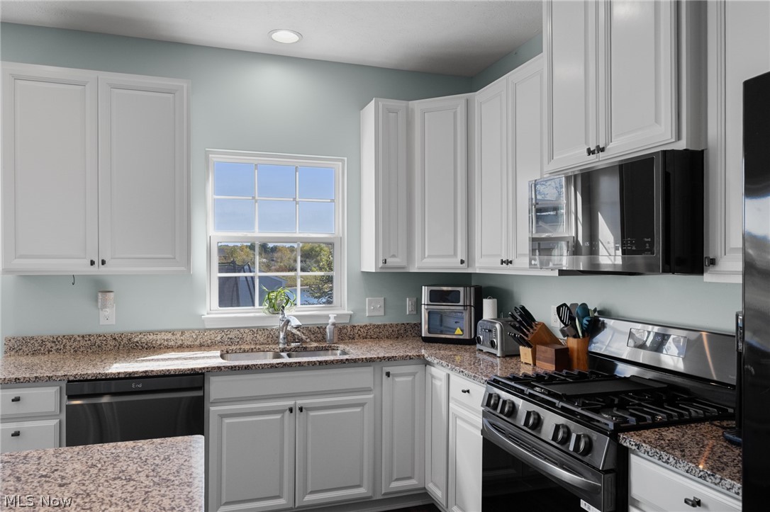 36183 Waterscape Court North Ridgeville OH 44039