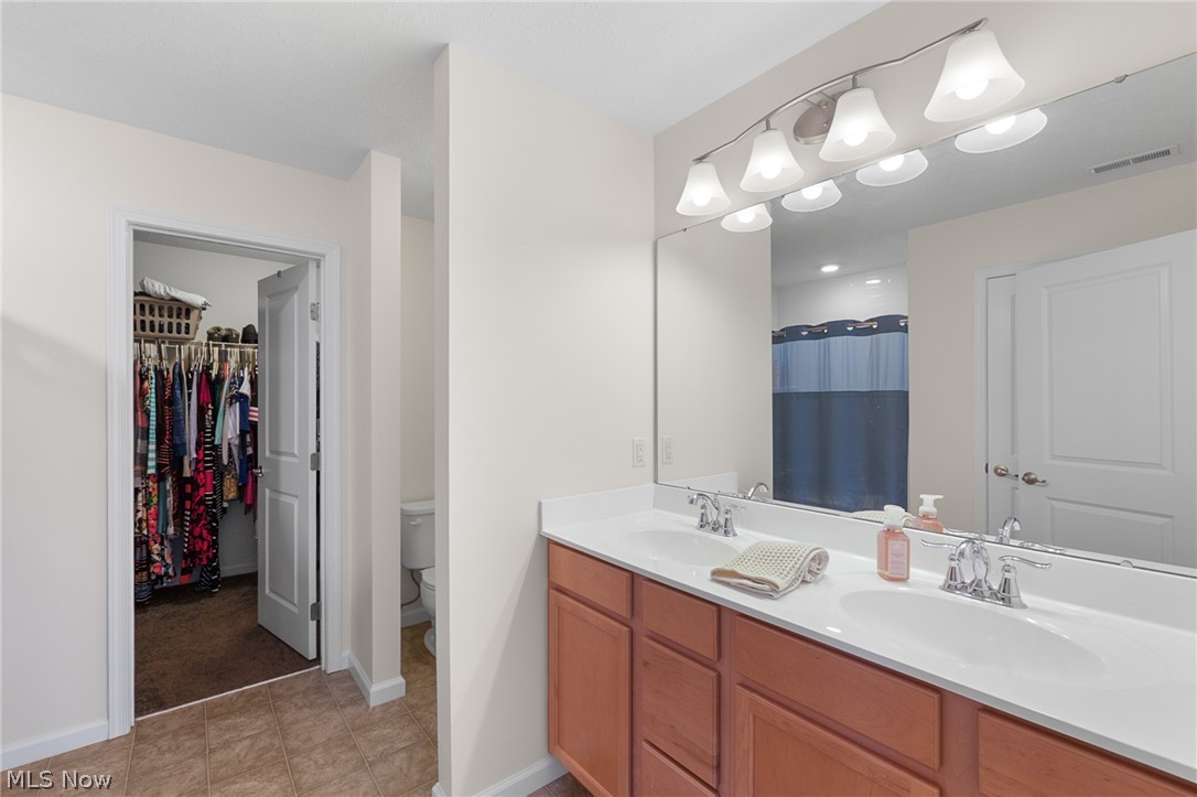36183 Waterscape Court North Ridgeville OH 44039