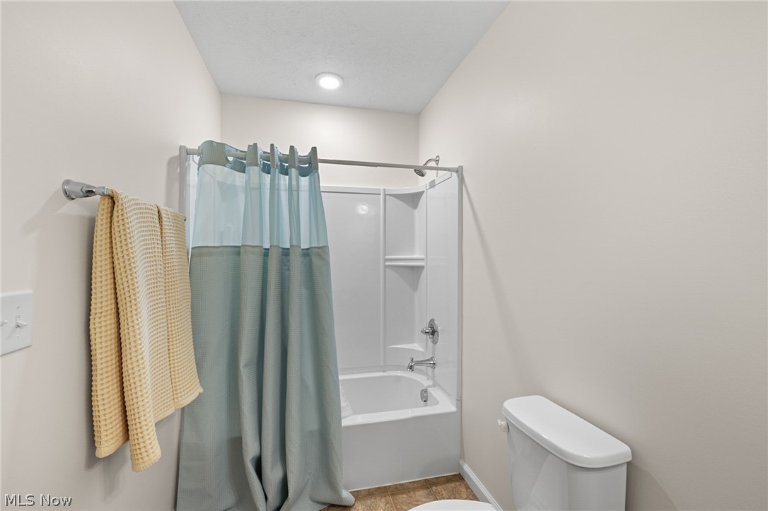 36183 Waterscape Court North Ridgeville OH 44039