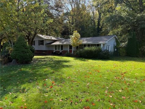 8257 Cricket Lane Northfield OH 44067