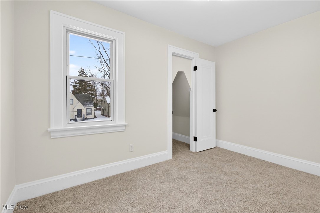 4004 E 154th Street Cleveland OH 44128
