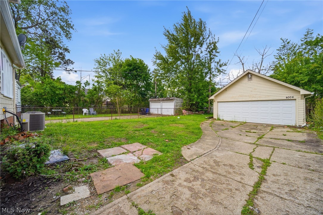 4004 E 154th Street Cleveland OH 44128