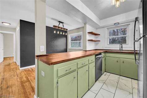 832 Harold Street Kent OH 44240