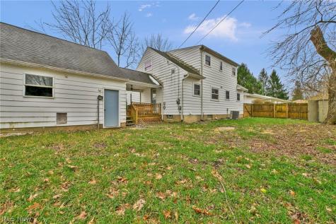 832 Harold Street Kent OH 44240