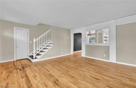 832 Harold Street Kent OH 44240