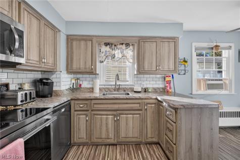 185 Gould Avenue Bedford OH 44146