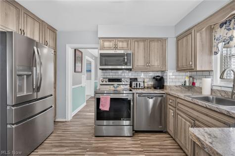 185 Gould Avenue Bedford OH 44146