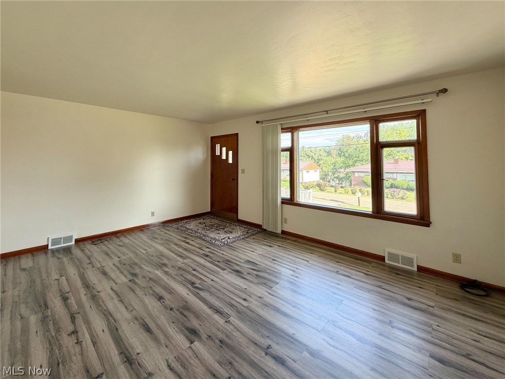 131 Beverly Lane Wintersville OH 43953