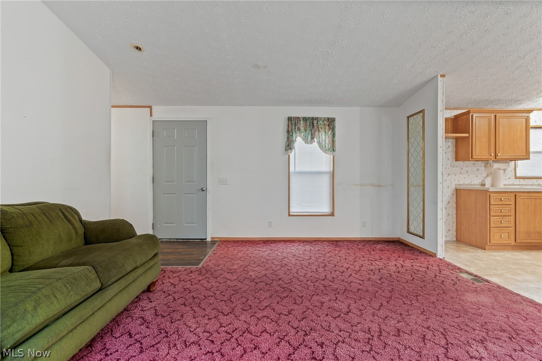 8472 Azalea Road SW Dennison OH 44621