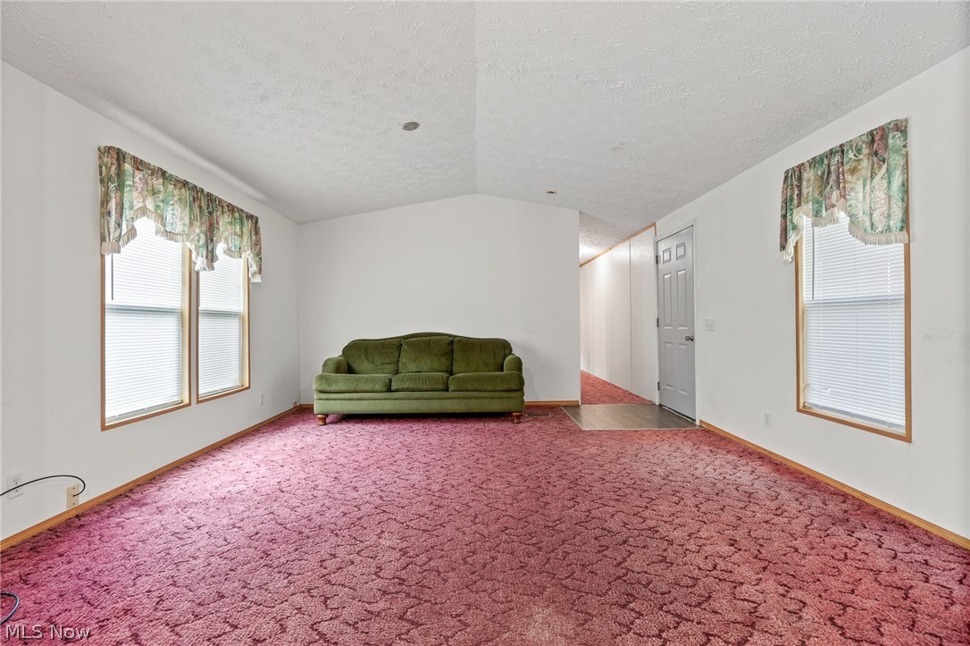8472 Azalea Road SW Dennison OH 44621