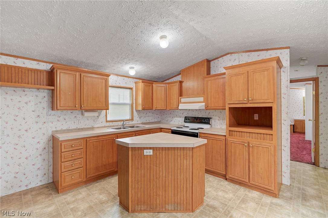 8472 Azalea Road SW Dennison OH 44621