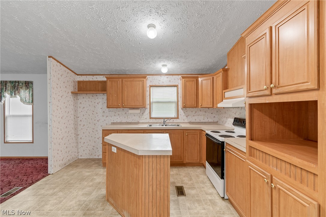 8472 Azalea Road SW Dennison OH 44621