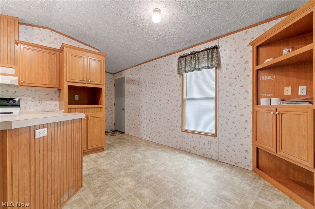 8472 Azalea Road SW Dennison OH 44621