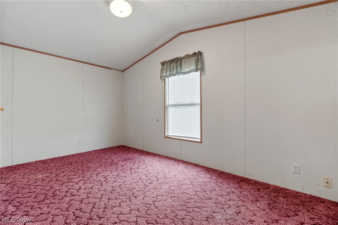 8472 Azalea Road SW Dennison OH 44621