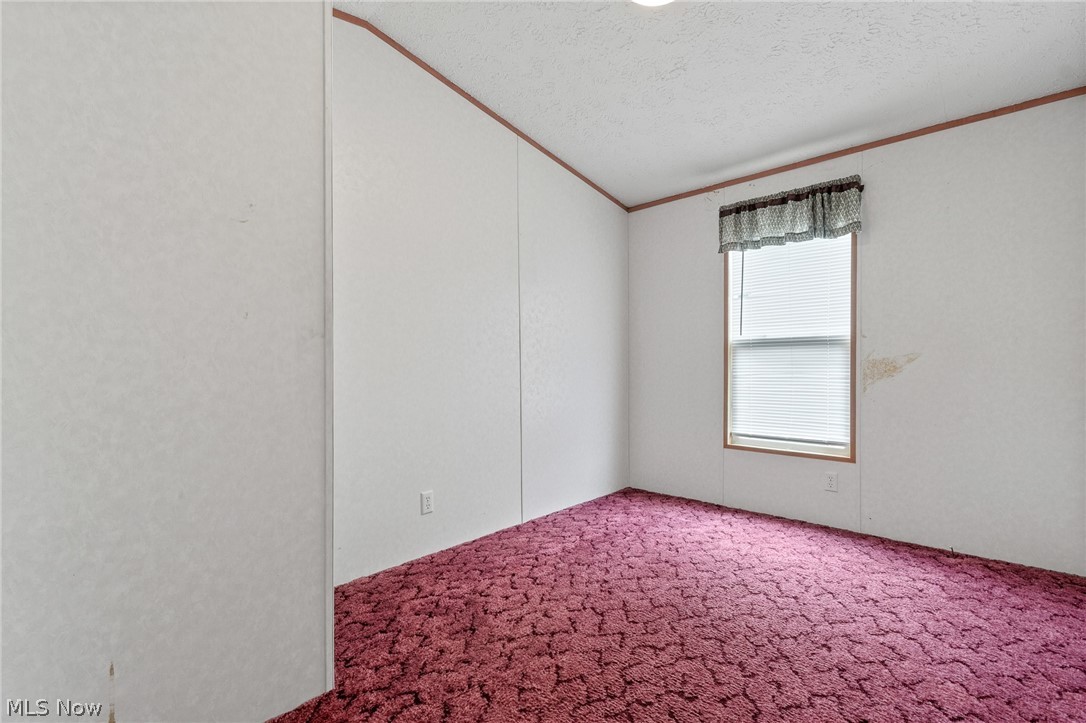 8472 Azalea Road SW Dennison OH 44621