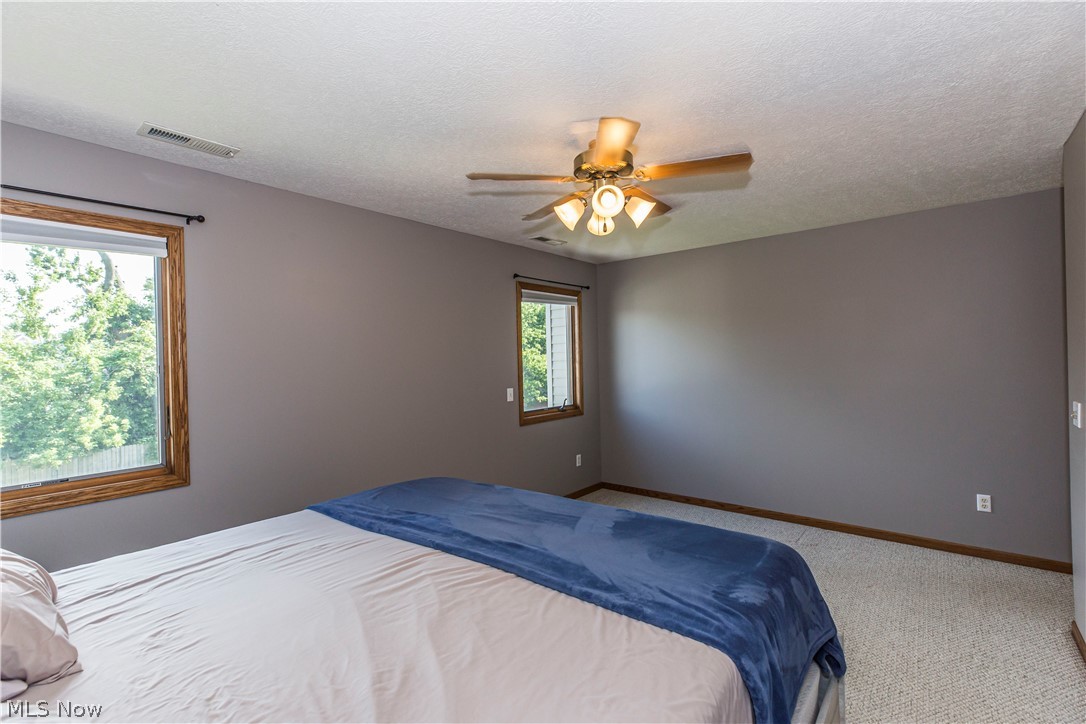 513 Ohio Street Elyria OH 44035