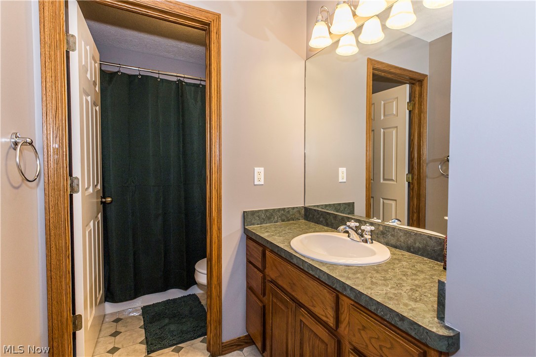 513 Ohio Street Elyria OH 44035