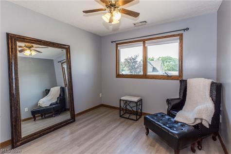 513 Ohio Street Elyria OH 44035