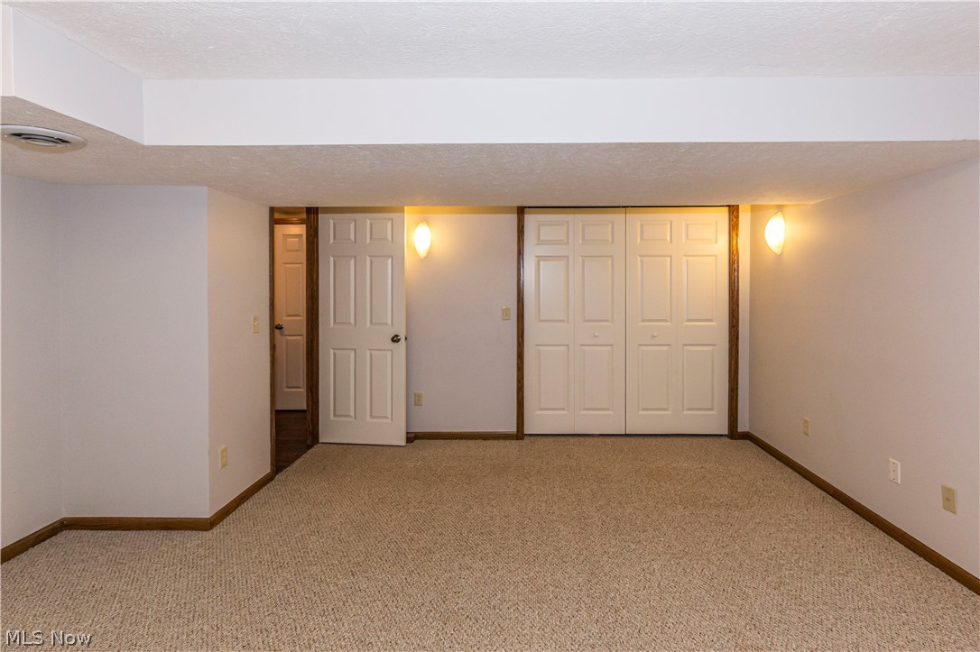 513 Ohio Street Elyria OH 44035