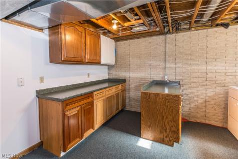 513 Ohio Street Elyria OH 44035