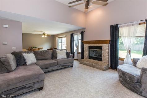 513 Ohio Street Elyria OH 44035