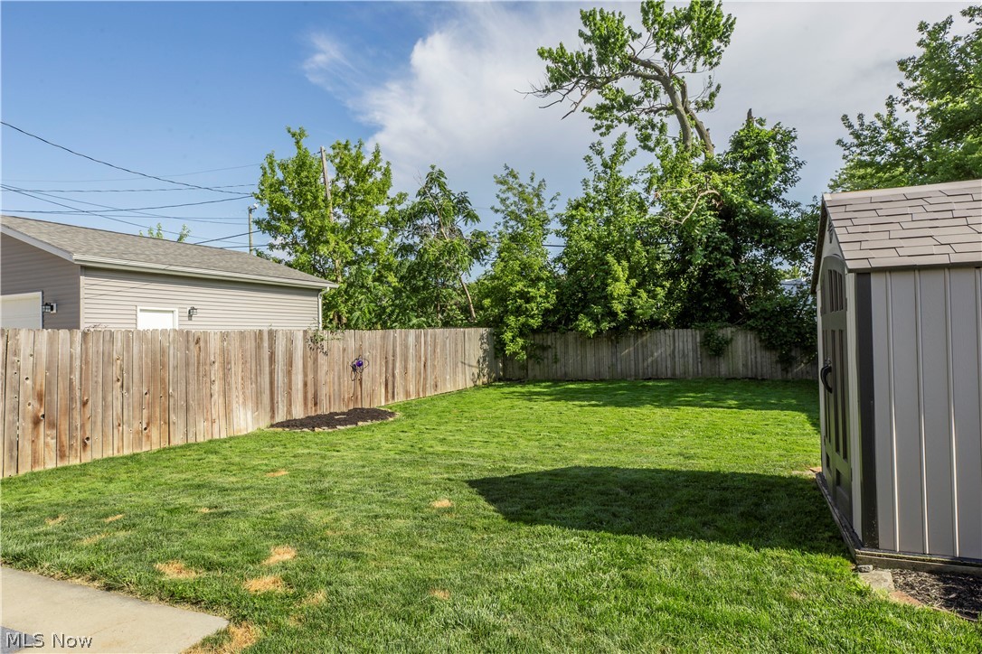 513 Ohio Street Elyria OH 44035