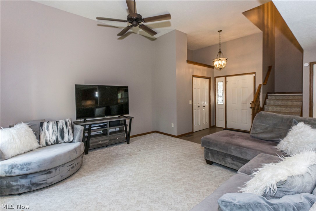 513 Ohio Street Elyria OH 44035