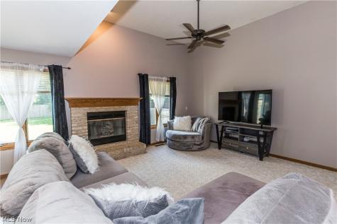 513 Ohio Street Elyria OH 44035