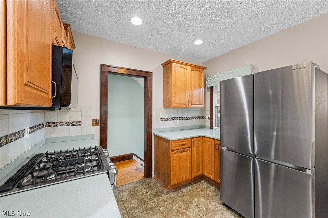 14920 Lake Avenue Lakewood OH 44107