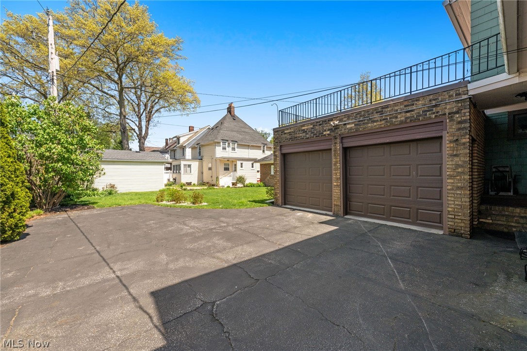 14920 Lake Avenue Lakewood OH 44107