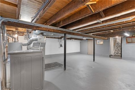 36725 Pettibone Road Solon OH 44139