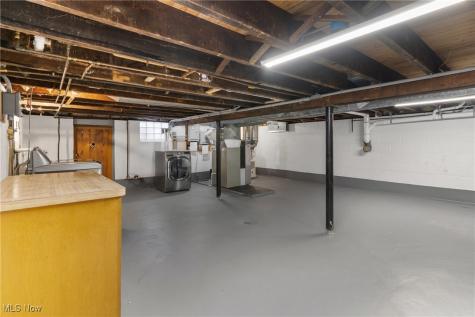 36725 Pettibone Road Solon OH 44139