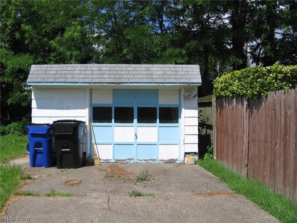 4366 W 61st Street Brooklyn OH 44144