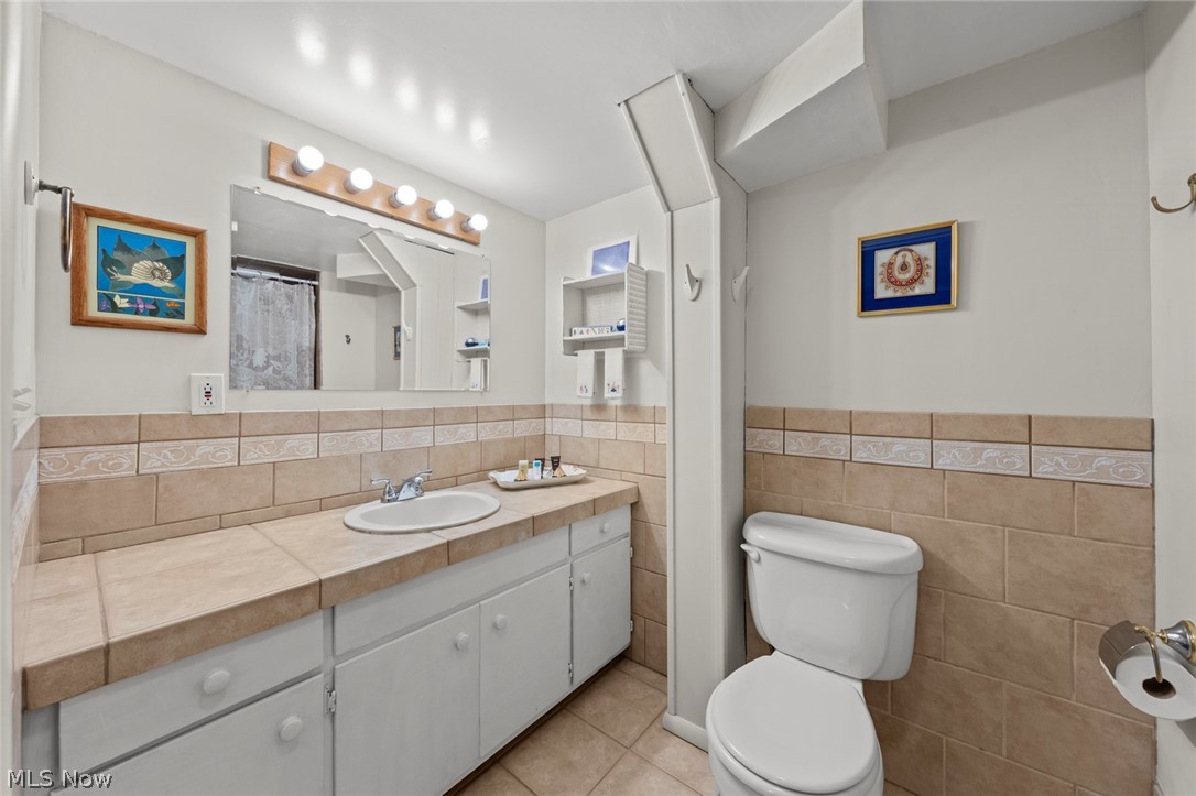 1875 Caronia Drive Lyndhurst OH 44124