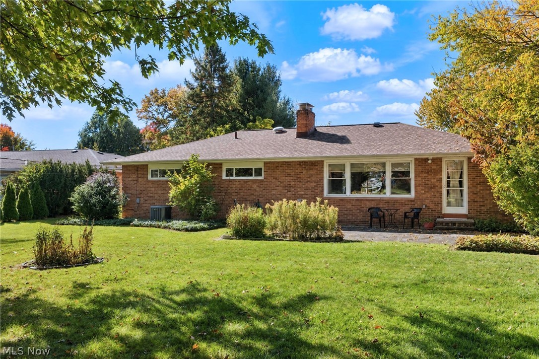 1875 Caronia Drive Lyndhurst OH 44124