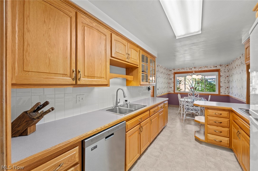 1875 Caronia Drive Lyndhurst OH 44124
