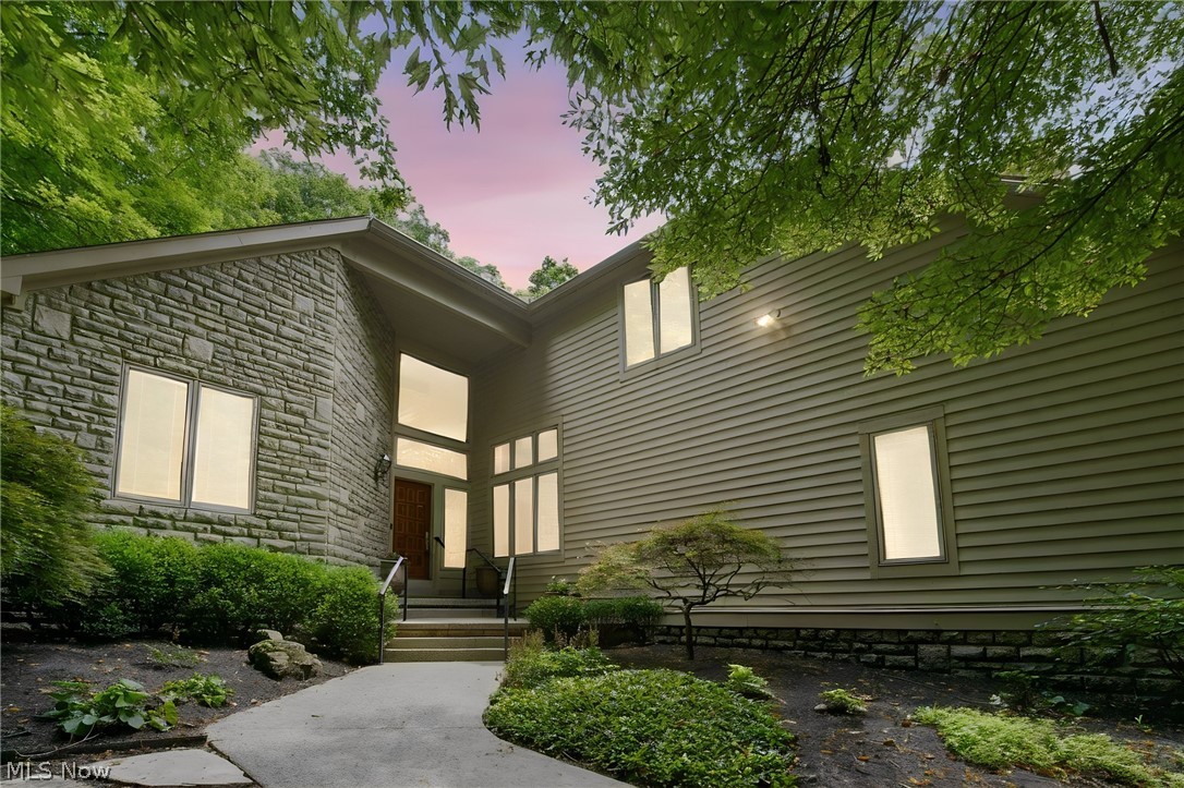388 Lily Pond Court Columbus OH 43230