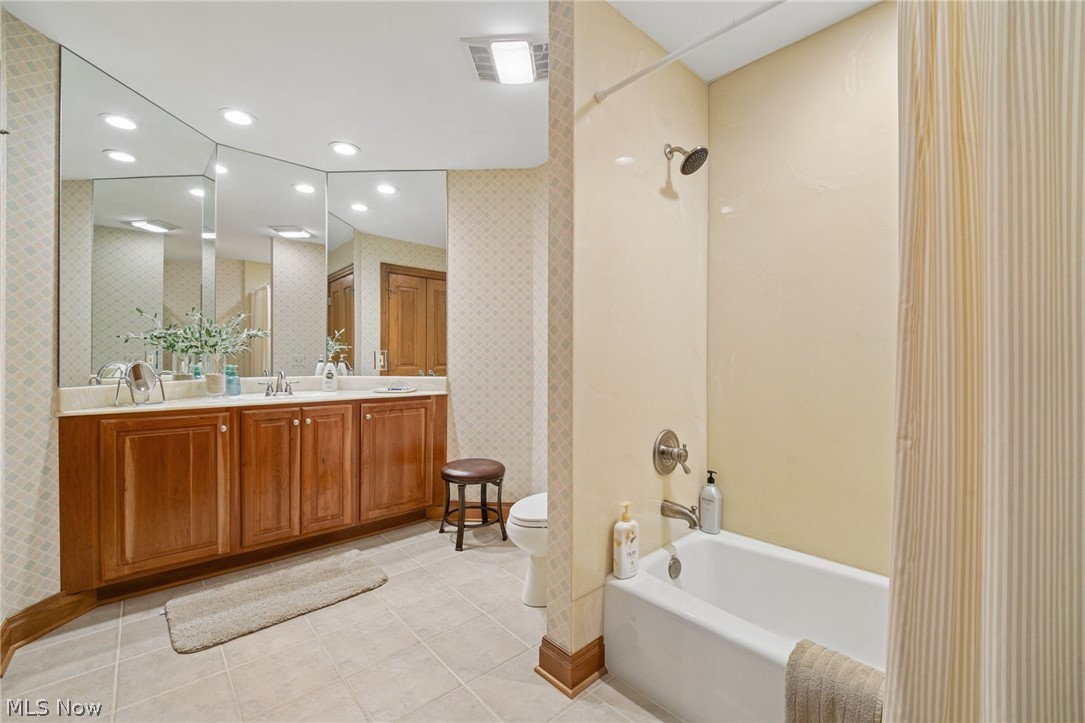 388 Lily Pond Court Columbus OH 43230