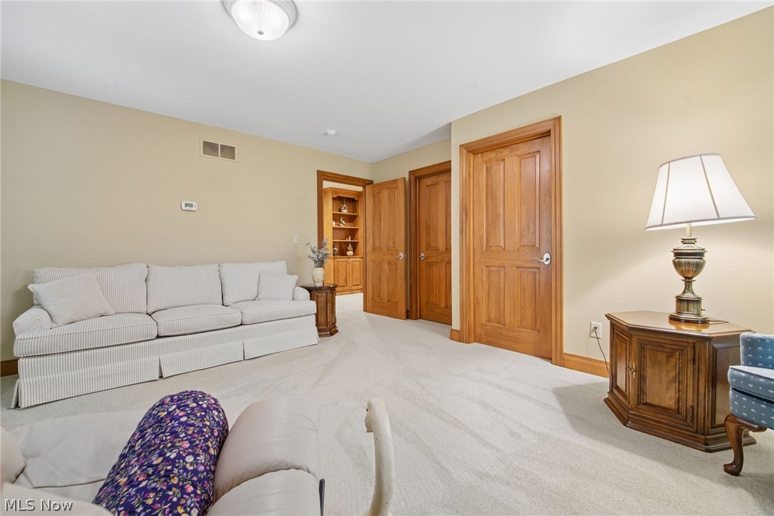 388 Lily Pond Court Columbus OH 43230