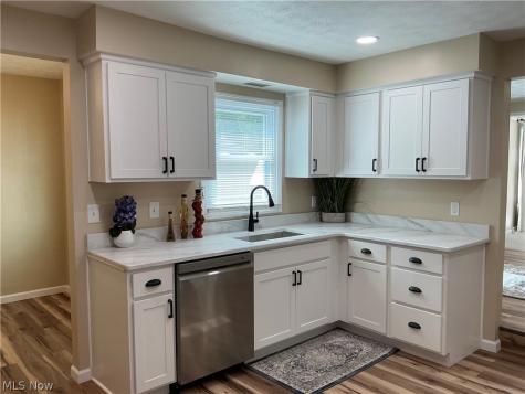 39569 Calann Drive Elyria OH 44035