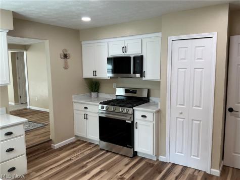 39569 Calann Drive Elyria OH 44035