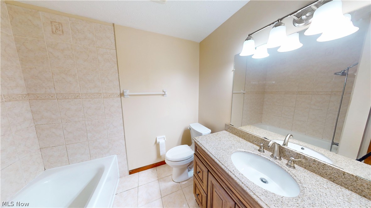 7420 Royalview Drive Parma OH 44129