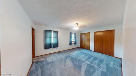 7420 Royalview Drive Parma OH 44129