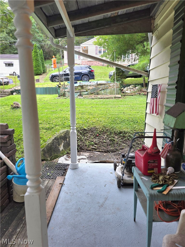 65 Cadiz Pike Road Bridgeport OH 43912