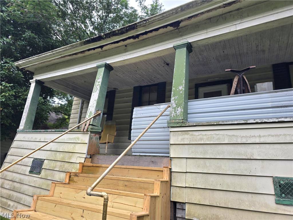 65 Cadiz Pike Road Bridgeport OH 43912
