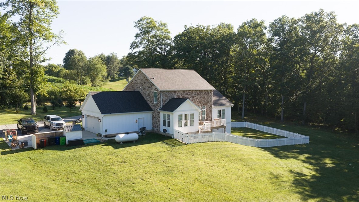 25601 Ridge Road East Rochester OH 44625
