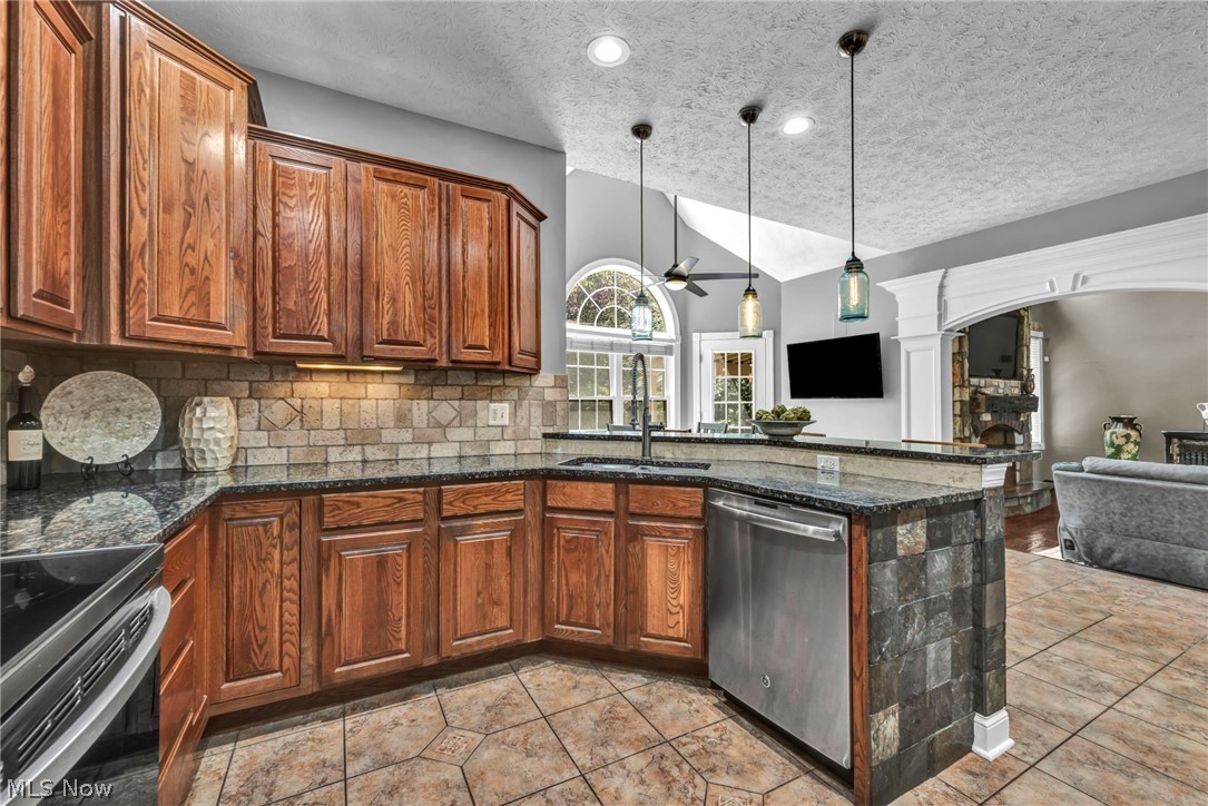 22131 Yarrow Trail Strongsville OH 44149