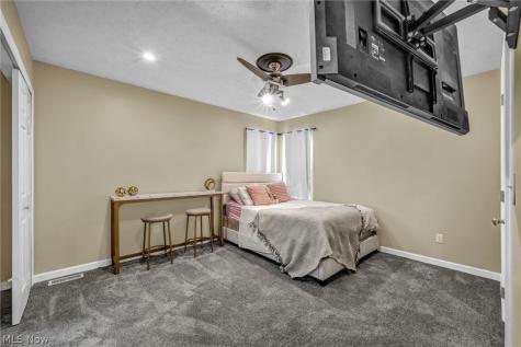 22131 Yarrow Trail Strongsville OH 44149