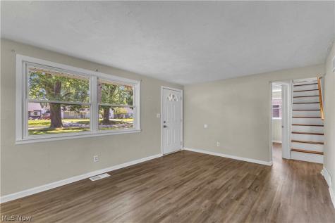 2855 Lincoln Street Lorain OH 44052